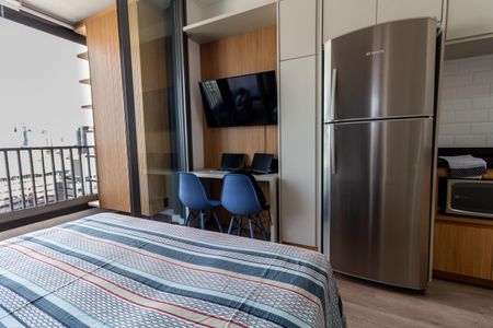 Studio à venda com 28m², 1 quarto e 1 vaga Studio à venda com 28m², 1 quarto e 1 vagaStúdio