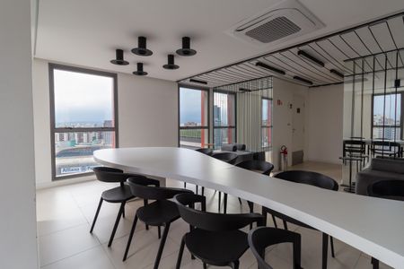 Studio à venda com 28m², 1 quarto e 1 vaga Studio à venda com 28m², 1 quarto e 1 vagaÁrea comum - Co-Working