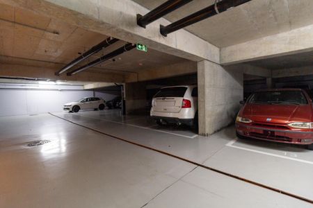 Studio à venda com 28m², 1 quarto e 1 vaga Studio à venda com 28m², 1 quarto e 1 vagaGaragem