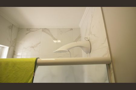 Casa à venda com 160m², 3 quartos e 2 vagasBanheiro 