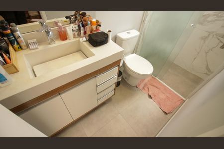 Casa à venda com 160m², 3 quartos e 2 vagasBanheiro da Suíte