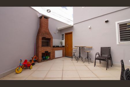 Casa à venda com 160m², 3 quartos e 2 vagasÁrea Gourmet