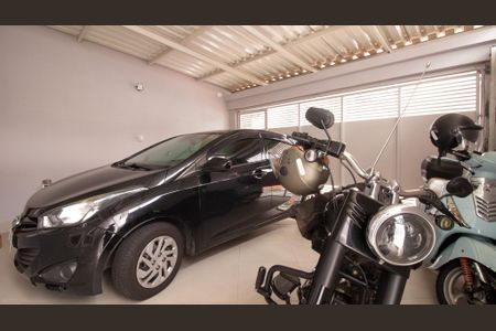 Casa à venda com 160m², 3 quartos e 2 vagasGaragem