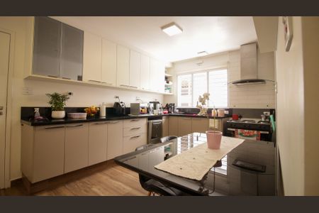 Casa à venda com 160m², 3 quartos e 2 vagasCozinha