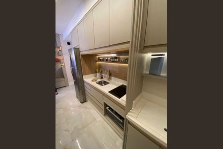 Studio à venda com 46m², 1 quarto e 1 vaga Studio à venda com 46m², 1 quarto e 1 vagaFoto 01