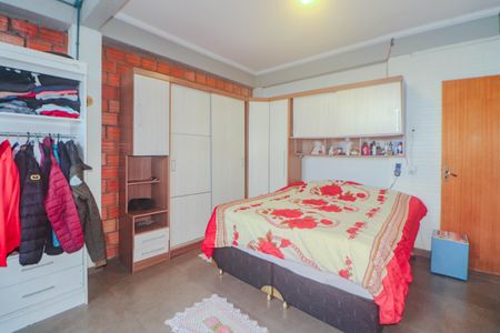 Casa à venda com 180m², 3 quartos e 2 vagasSuíte