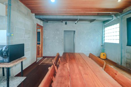 Casa à venda com 180m², 3 quartos e 2 vagasEspaço Gourmet