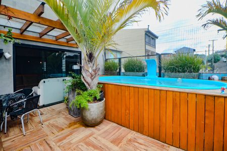 Casa à venda com 180m², 3 quartos e 2 vagasVaranda do Espaço Gourmet