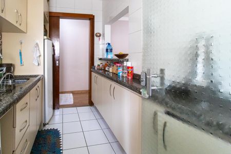 Apartamento para alugar com 69m², 3 quartos e 1 vagaCozinha - Armários