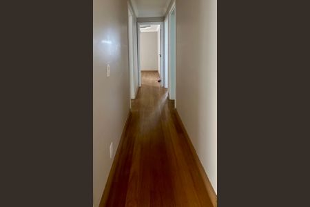 Apartamento à venda com 67m², 3 quartos e 1 vaga Apartamento à venda com 67m², 3 quartos e 1 vagaCorredor