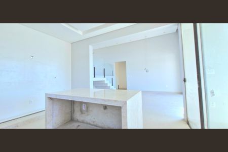 Casa de condomínio à venda com 224m², 3 quartos e 2 vagasSala/Cozinha