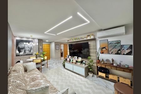 Apartamento à venda com 198m², 3 quartos e 2 vagas Apartamento à venda com 198m², 3 quartos e 2 vagasSala