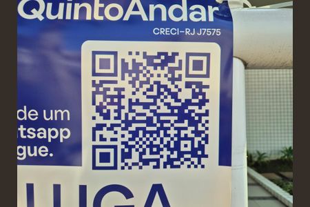 Apartamento à venda com 198m², 3 quartos e 2 vagas Apartamento à venda com 198m², 3 quartos e 2 vagasPlaca