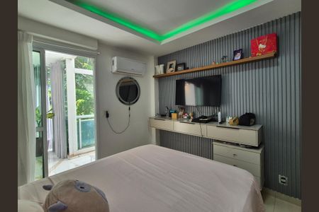 Apartamento à venda com 198m², 3 quartos e 2 vagas Apartamento à venda com 198m², 3 quartos e 2 vagasSuíte 2