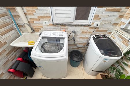 Apartamento à venda com 44m², 2 quartos e 1 vaga Apartamento à venda com 44m², 2 quartos e 1 vagaÁrea de Serviço