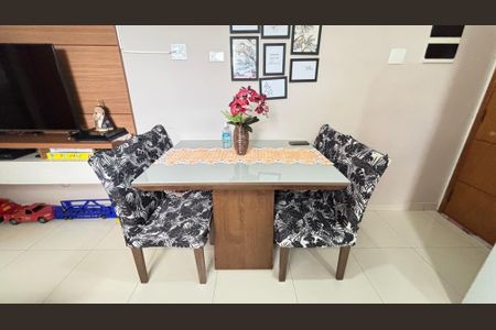 Apartamento à venda com 44m², 2 quartos e 1 vaga Apartamento à venda com 44m², 2 quartos e 1 vagaSala - Sala de Jantar