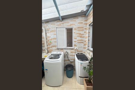 Apartamento à venda com 44m², 2 quartos e 1 vaga Apartamento à venda com 44m², 2 quartos e 1 vagaÁrea de Serviço