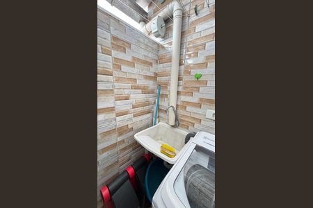 Apartamento à venda com 44m², 2 quartos e 1 vaga Apartamento à venda com 44m², 2 quartos e 1 vagaÁrea de Serviço