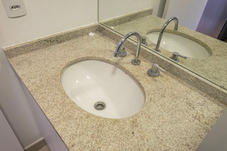 Studio à venda com 27m², 1 quarto e sem vaga Studio à venda com 27m², 1 quarto e sem vagaBanheiro