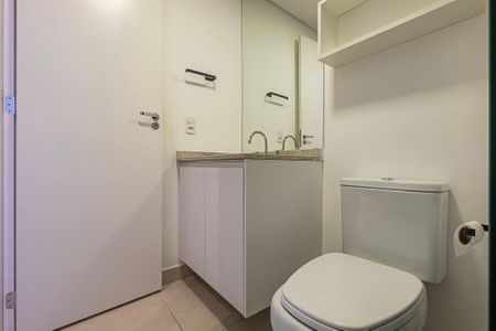 Studio à venda com 27m², 1 quarto e sem vaga Studio à venda com 27m², 1 quarto e sem vagaBanheiro