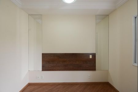 Casa de condomínio à venda com 101m², 3 quartos e 2 vagasQuarto 1