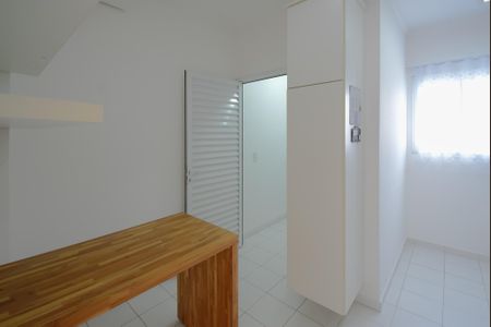 Casa de condomínio à venda com 101m², 3 quartos e 2 vagasCozinha - Armários