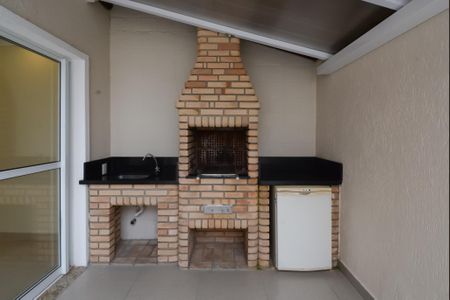 Casa de condomínio à venda com 101m², 3 quartos e 2 vagasQuintal - churrasqueira