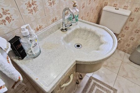 Casa para alugar com 300m², 3 quartos e 3 vagasLavabo