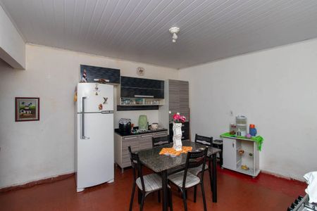 Casa à venda com 244m², 5 quartos e 4 vagasCozinha 1