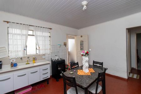 Casa à venda com 244m², 5 quartos e 4 vagasCozinha 1