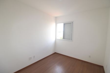 Apartamento à venda com 55m², 2 quartos e 1 vagaQuarto 2