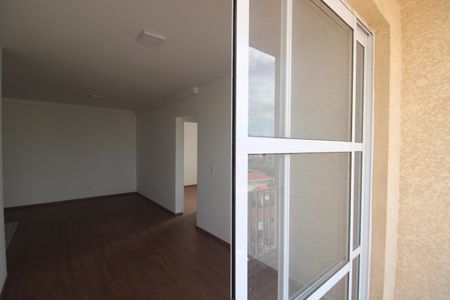Apartamento à venda com 55m², 2 quartos e 1 vagaSala / Cozinha - Varanda