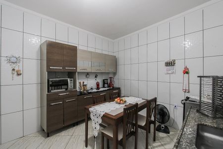 Casa à venda com 220m², 3 quartos e 1 vagaCozinha 