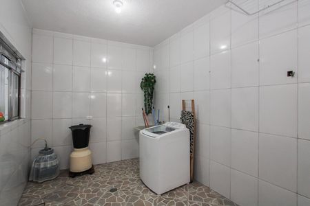 Casa à venda com 220m², 3 quartos e 1 vagaÁrea de Serviço