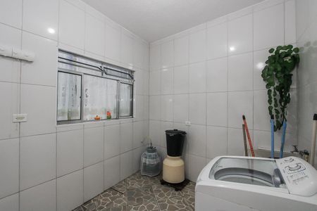 Casa à venda com 220m², 3 quartos e 1 vagaÁrea de Serviço