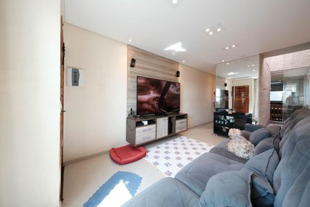 Casa à venda com 200m², 3 quartos e 5 vagasSala