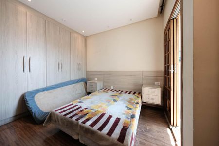 Casa à venda com 200m², 3 quartos e 5 vagasQuarto 3