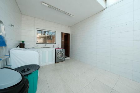 Casa à venda com 200m², 3 quartos e 5 vagasÁrea Externa