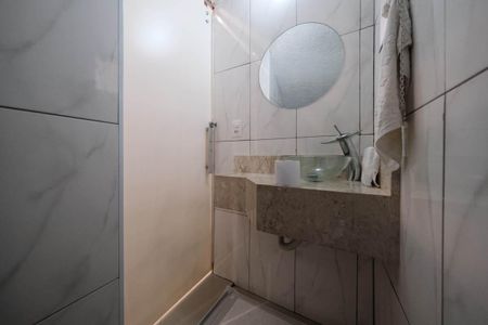 Casa à venda com 200m², 3 quartos e 5 vagasBanheiro