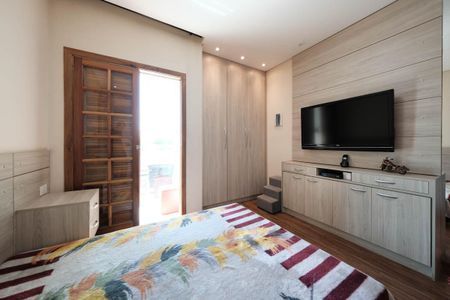 Casa à venda com 200m², 3 quartos e 5 vagasQuarto 3