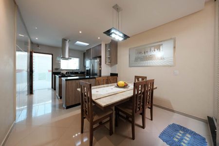 Casa à venda com 200m², 3 quartos e 5 vagasCozinha