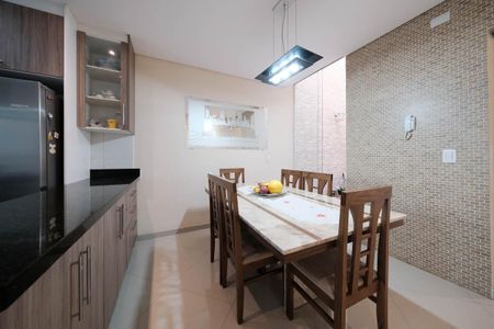 Casa à venda com 200m², 3 quartos e 5 vagasCozinha