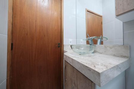 Casa à venda com 200m², 3 quartos e 5 vagasBanheiro