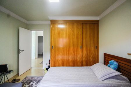 Casa à venda com 280m², 3 quartos e 4 vagasQuarto 2