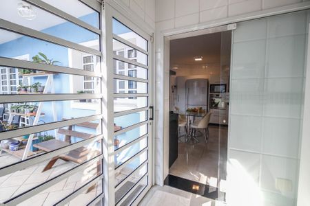 Casa à venda com 280m², 3 quartos e 4 vagasÁrea de serviço