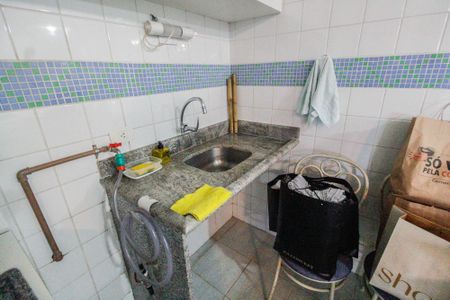 Casa à venda com 280m², 3 quartos e 4 vagasQuarto de serviço 3