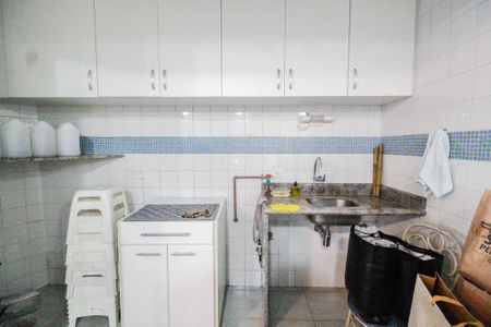 Casa à venda com 280m², 3 quartos e 4 vagasQuarto de serviço 3