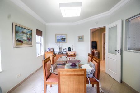 Casa à venda com 280m², 3 quartos e 4 vagasSala de jantar