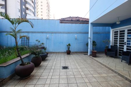 Casa à venda com 280m², 3 quartos e 4 vagasQuintal