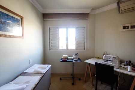 Casa à venda com 280m², 3 quartos e 4 vagasQuarto 3